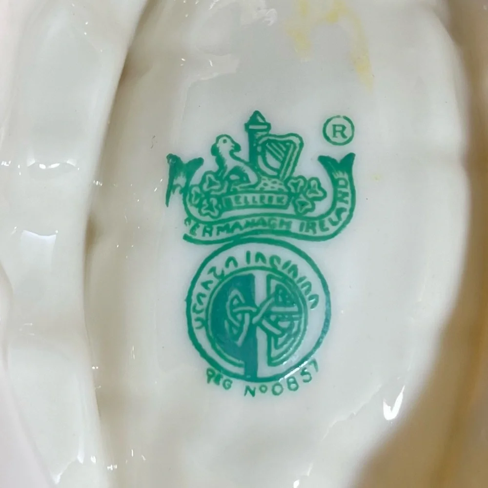 Vintage 5th Mark 1955-1965 Ireland Belleek Boat Master Salt‎ Dip Yellow Lustre